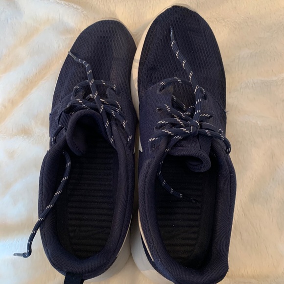 Nike Roshe - Picture 6 of 6